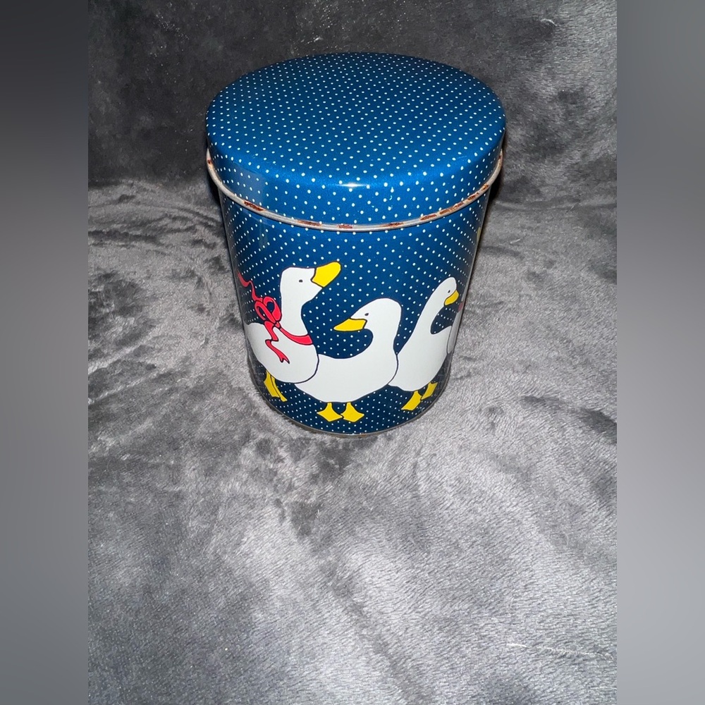 Vintage Navy Blue Polka Dot Goose Geese Duck Tin Box Canisters One With Handle - Picture 5 of 16